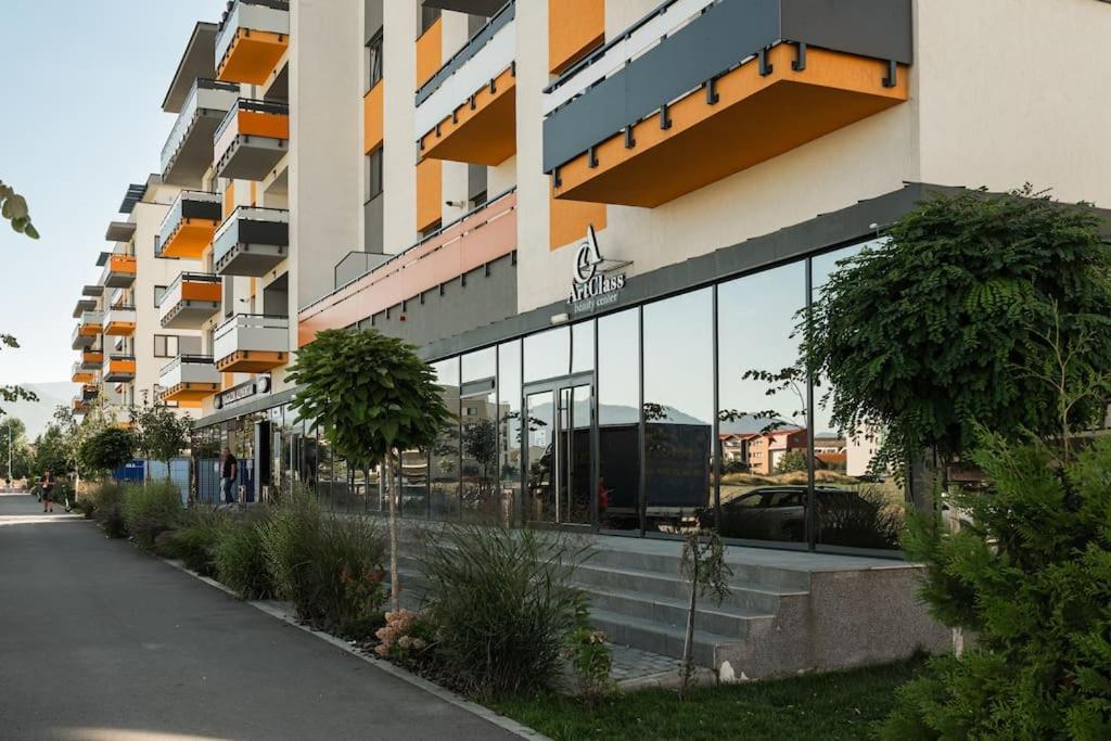 Apartbnb Twins 14B Brasov Bagian luar foto